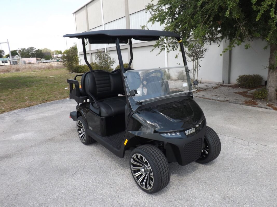 2026 E-Z-GO RXV 4 Touring